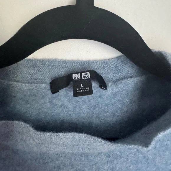 UNIQLO wool crew - Picture 2 of 4